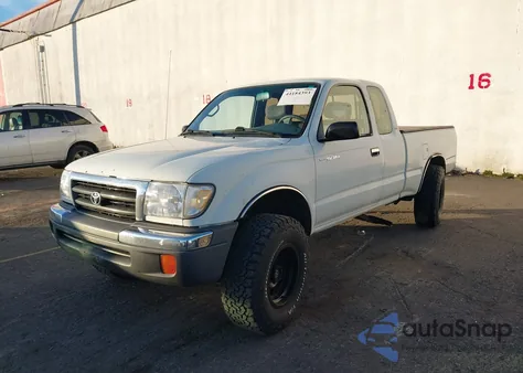 1998 Toyota Tacoma Base V6 z USA, uszkodzony, nr VIN 4TAWN72N2WZ057216